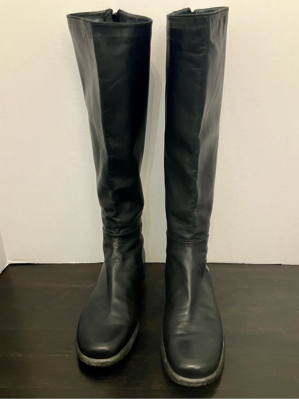 Stuart Weitzman Boots - Size 7 1/2